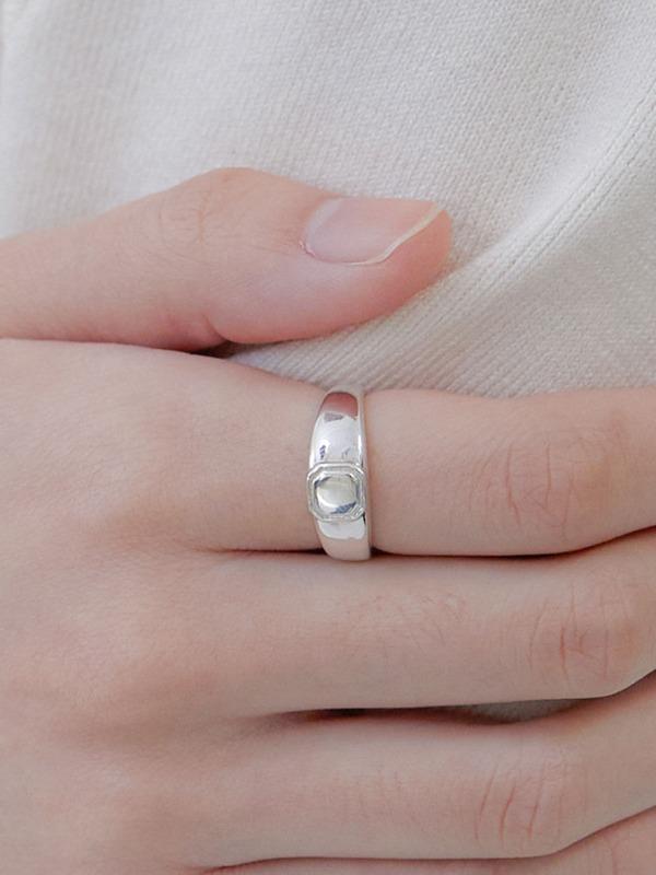 Moment ring