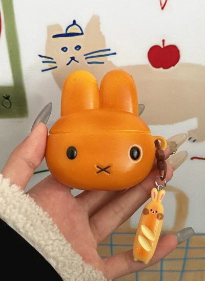 노릇노릇 토끼빵 에어팟케이스