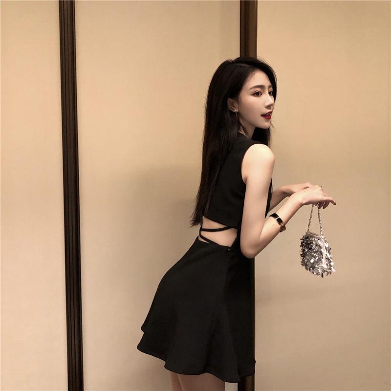 슬림핏 심플한 라운드넥 민소매 오픈백 미니 원피스 드레스 이브닝룩/파티룩/브라이덜샤워/촬영룩