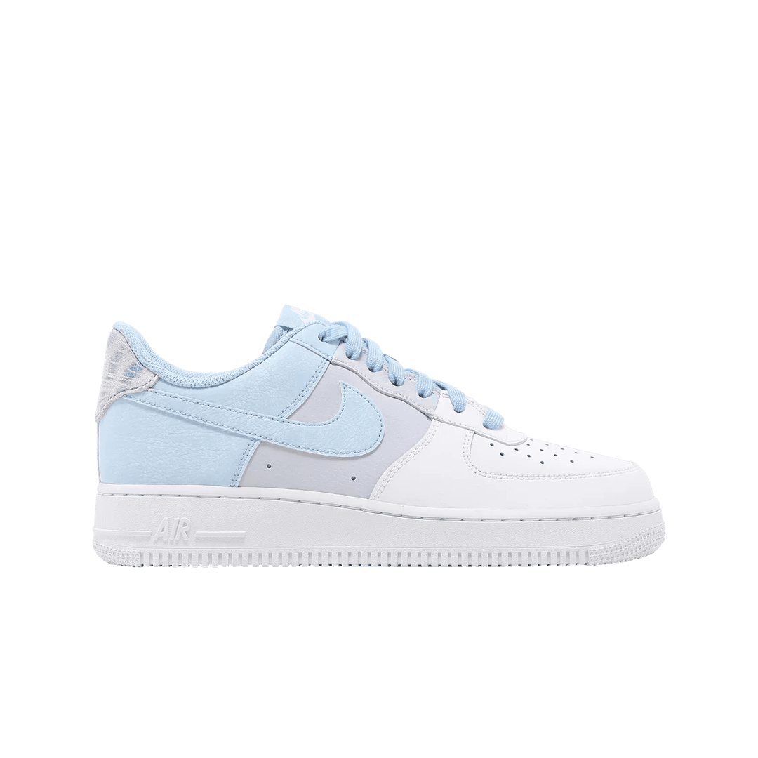 Nike Air Force 1 '07 LV8 Psychic Blue