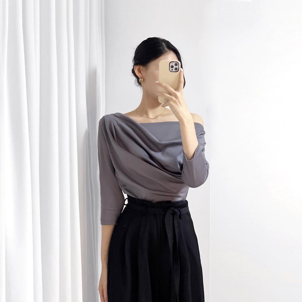 페어리 오프숄더 7부 셔링 블라우스