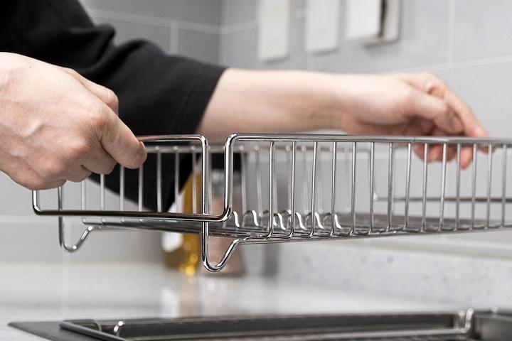 바스켓 분리가 가능한 올스텐304 슬라이드형 2 in 1  식기건조대