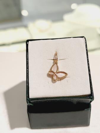 이런 상품 어때요? 로이드 14K GOLD 핑크자개 나비 팬던트 LPP18034G