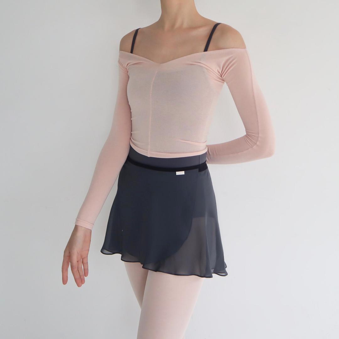 Off-shoulder Warm-up Top