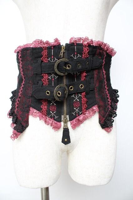 Ozz Croce / バラ刺繍コルセット  黒×赤 Y-25-11-01-130-OO-TO-SZ-ZY