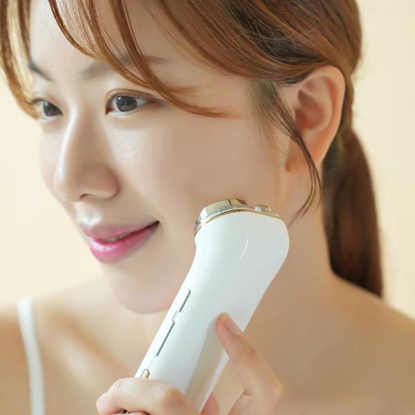 셀레뉴 탄력용 케어기기