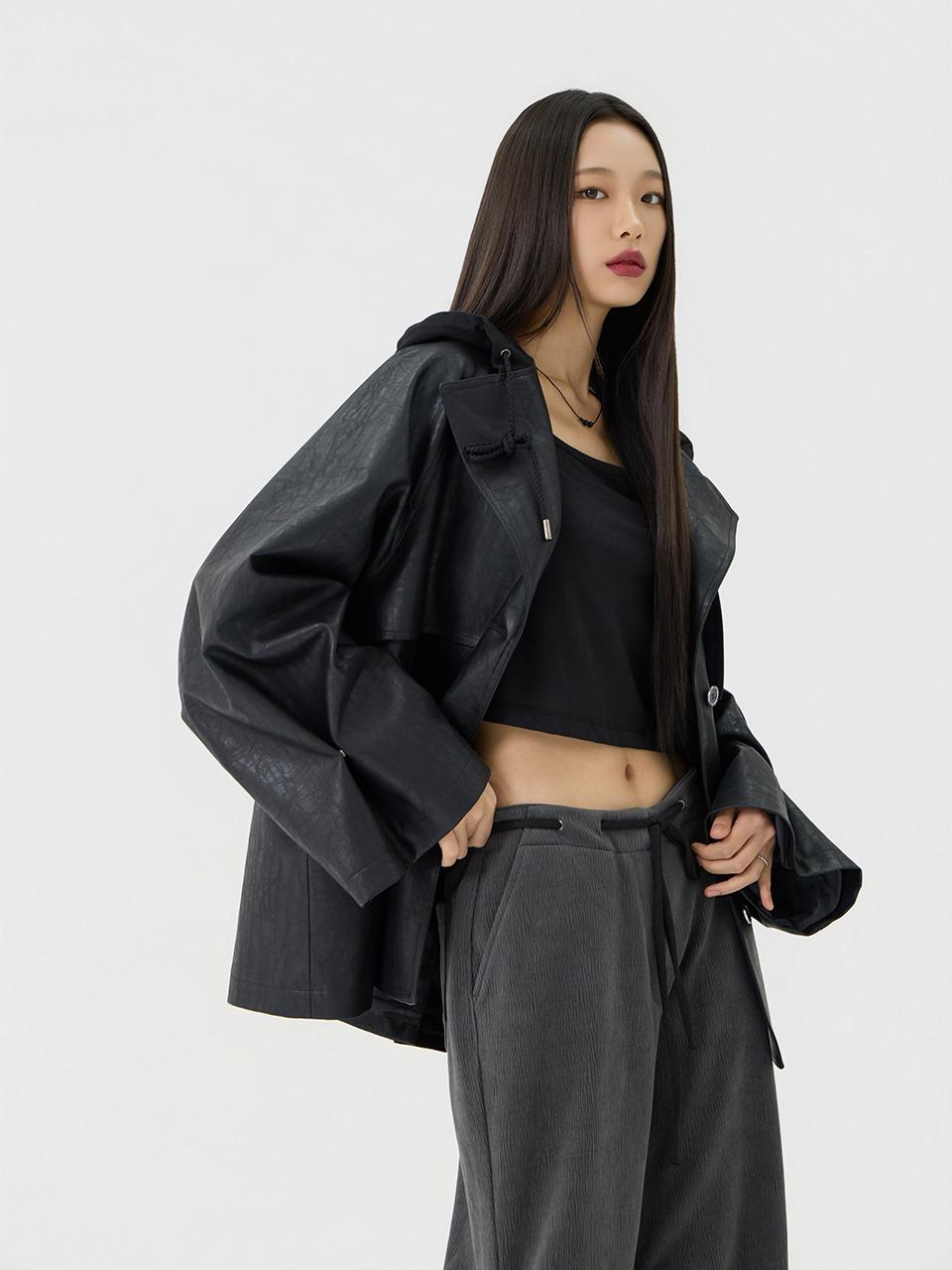 오버핏 트렌치 후드 레더 자켓, 블랙