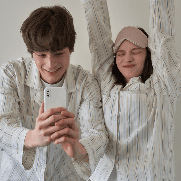 [29CM 단독] (uni)미드나잇인파리 스트라이프 파자마 르베이지