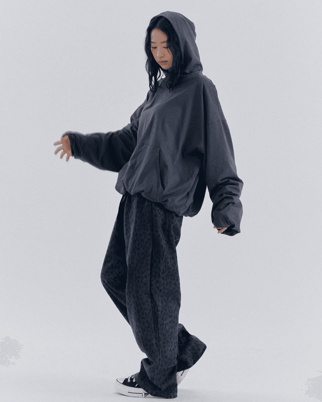 팹캐시 (44~77size) 레오파드 호피 와이드 배기팬츠 레오파드팬츠 (2컬러 그레이, 브라운)