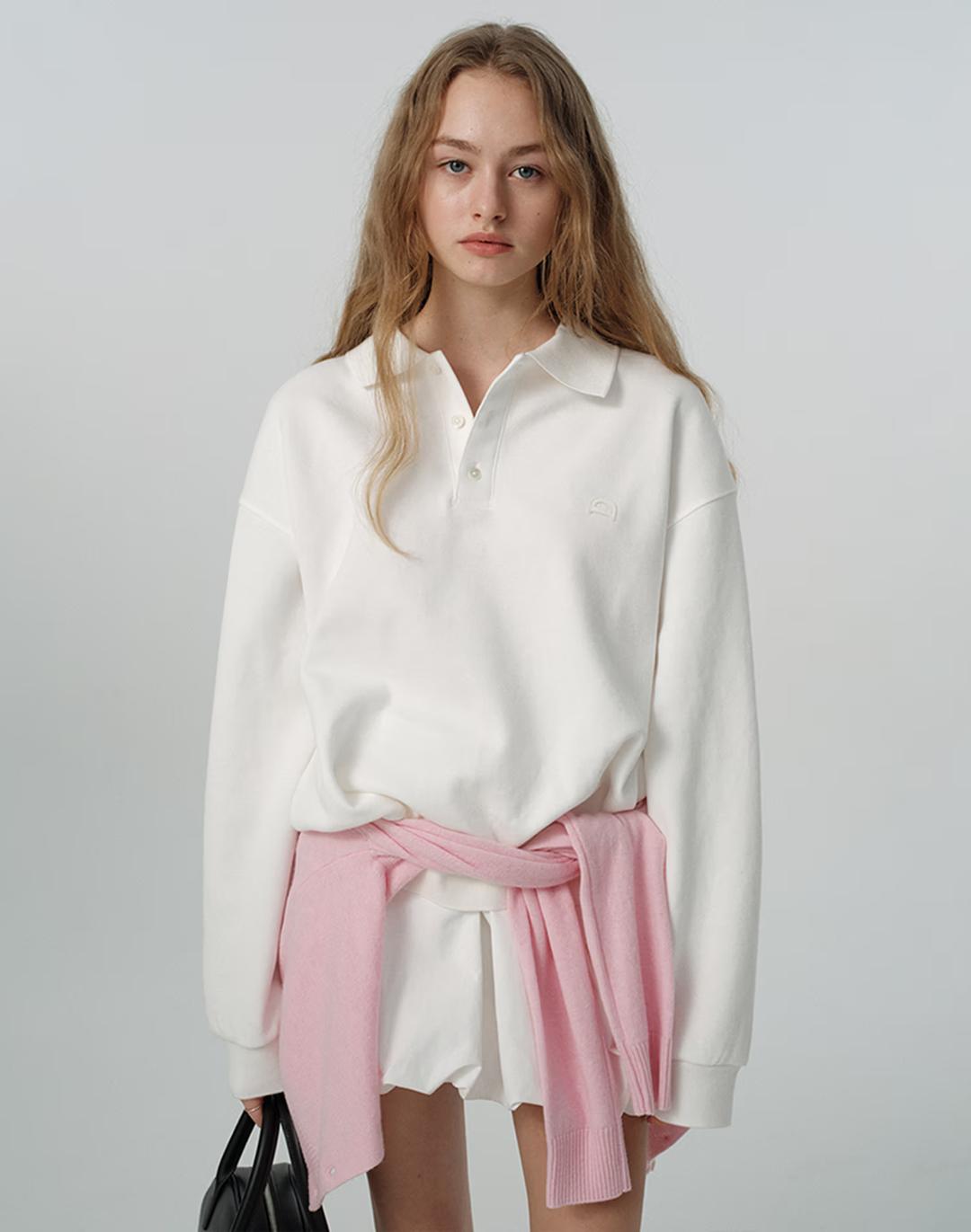 [04/15 예약배송] UNISEX LEATHER LOGO COLLARED T-SHIRT WHITE_UDTS5A110WT
