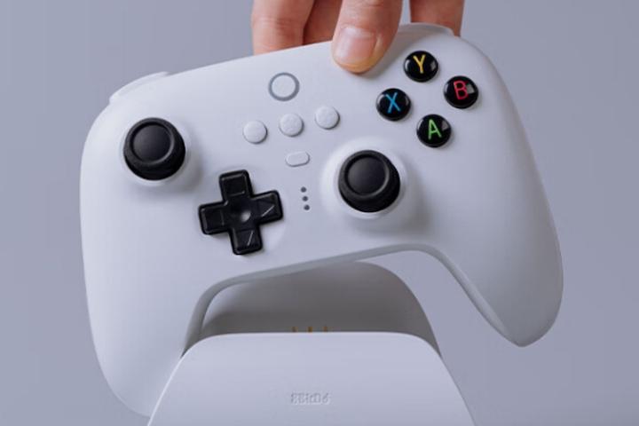[해외] 얼티메이트 컨트롤러 2.4G버전 게임패드 PC 조이패드 충전독 포함