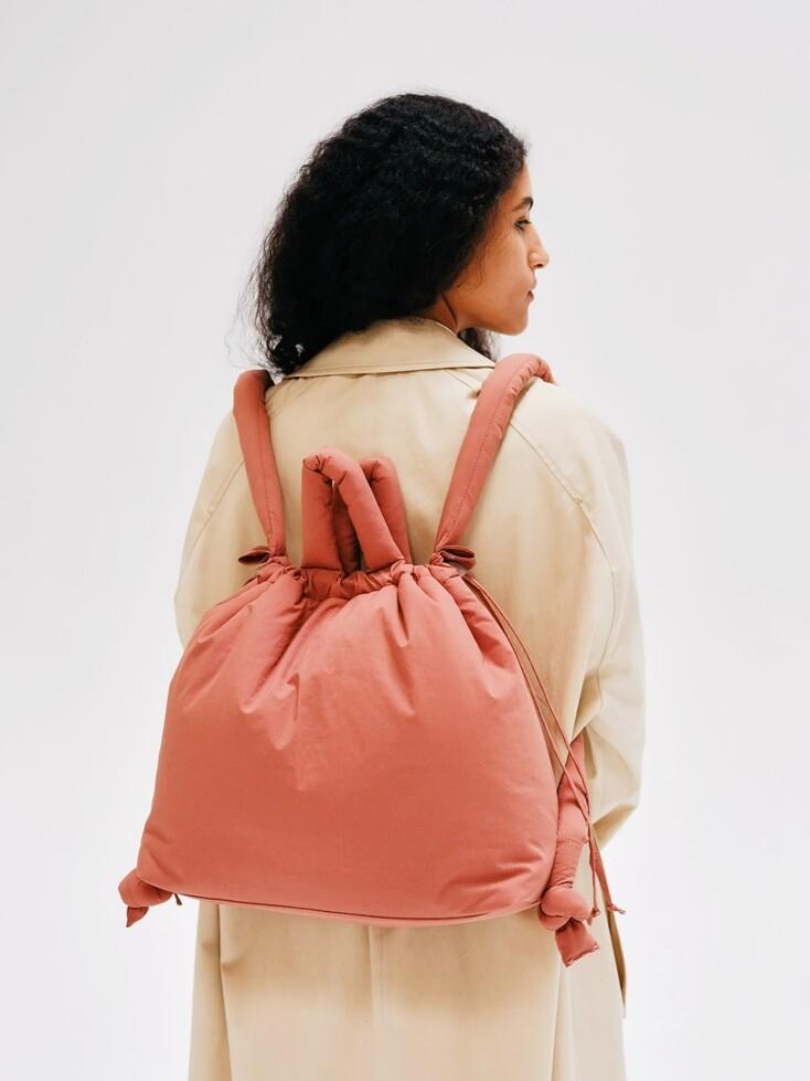 올렌드_ONA SOFT BAG_SOFT PEACH