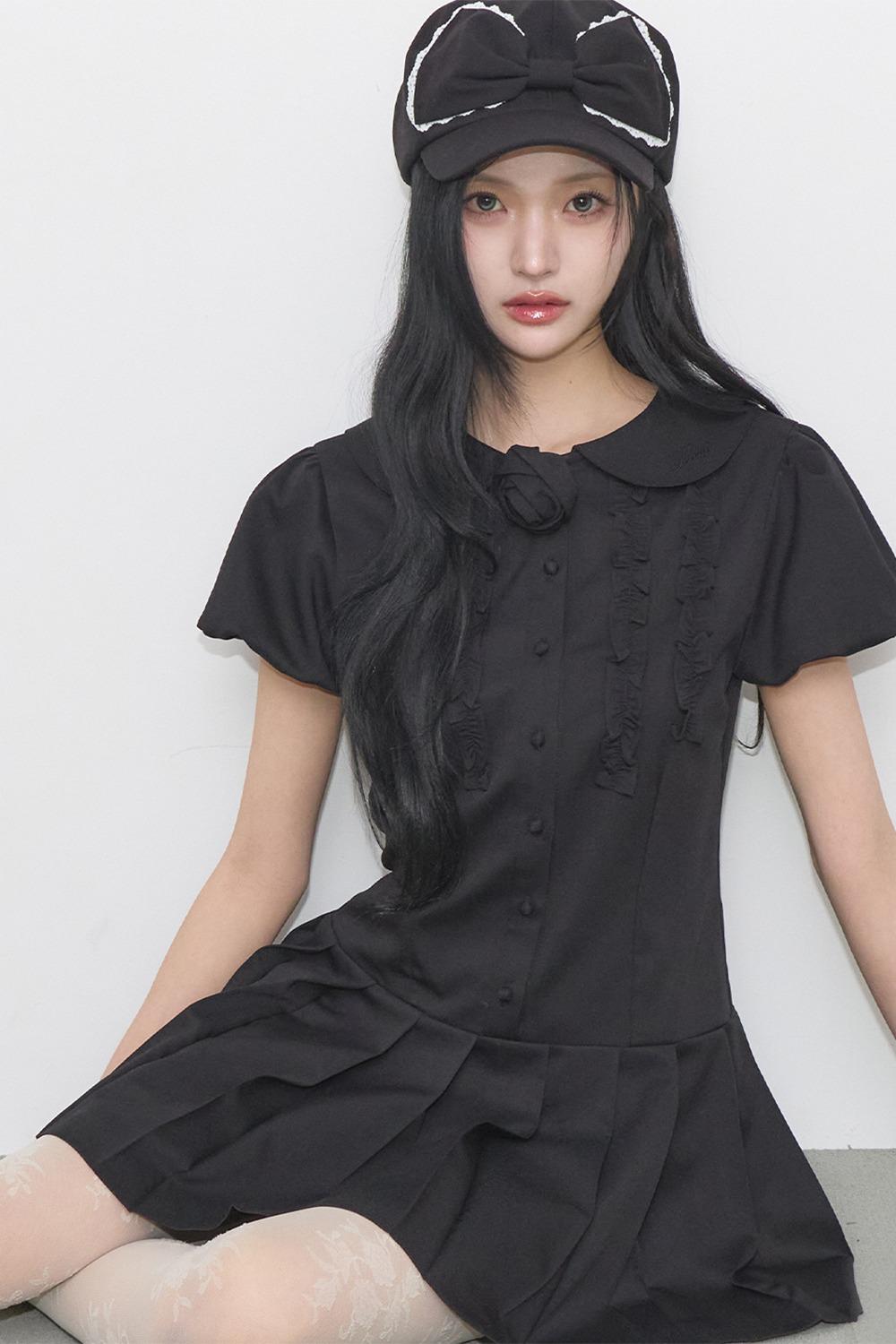 로즈 플리츠 미니 원피스 블랙