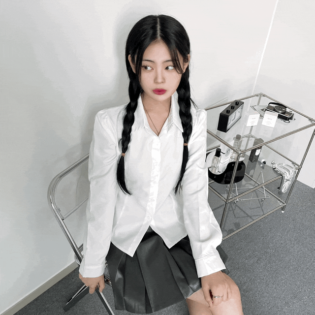*핏보장* back ribbon shirt!