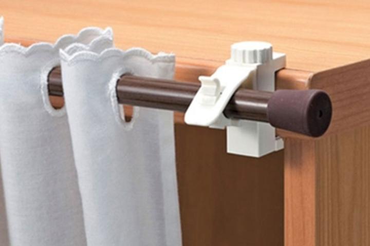 조이는 커튼봉 브라켓 2P KM-1151