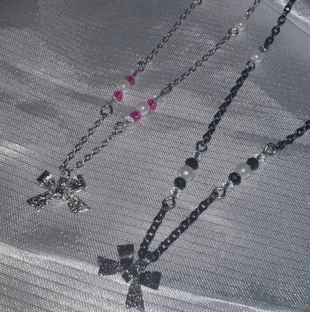 [ 2 color ] BalletCore Ribbon Pendant Beads Chain Necklace / 발레코어 리본 펜던트 비즈 써지컬 체인 목걸이