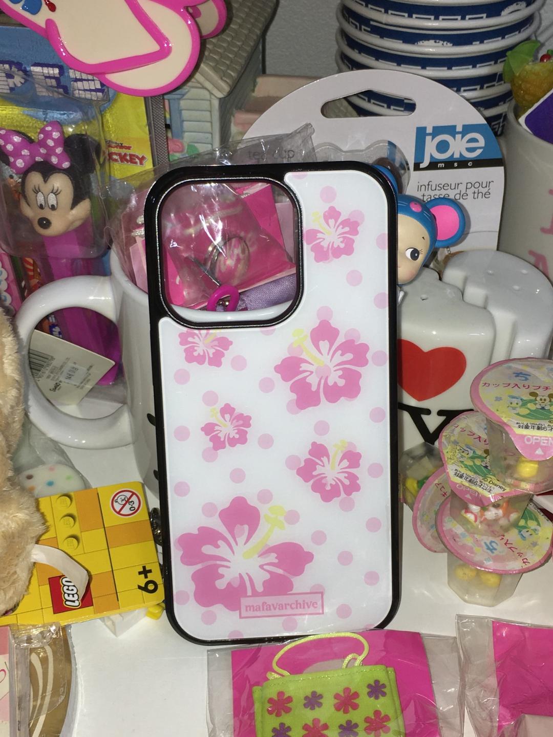 polka dot flower glass case