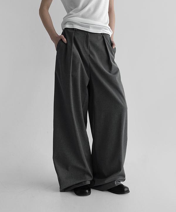 매니크 소네트 스트라이프 핀턱 와이드 슬랙스