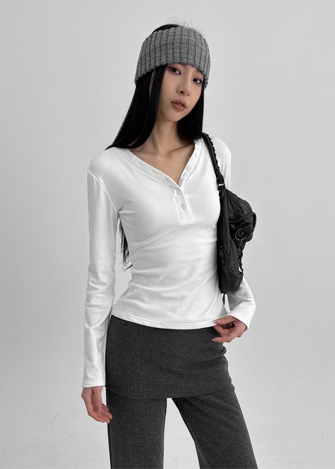 블랙업 캉스아 브이넥 버튼 기모 긴팔티