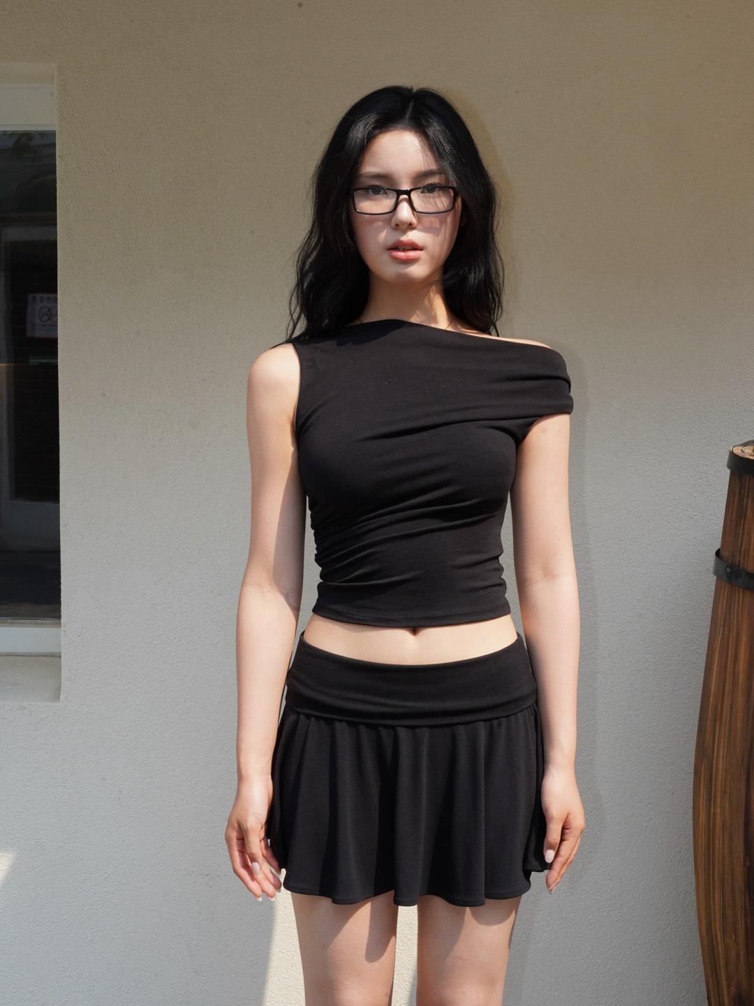 035 Berta top (Black)