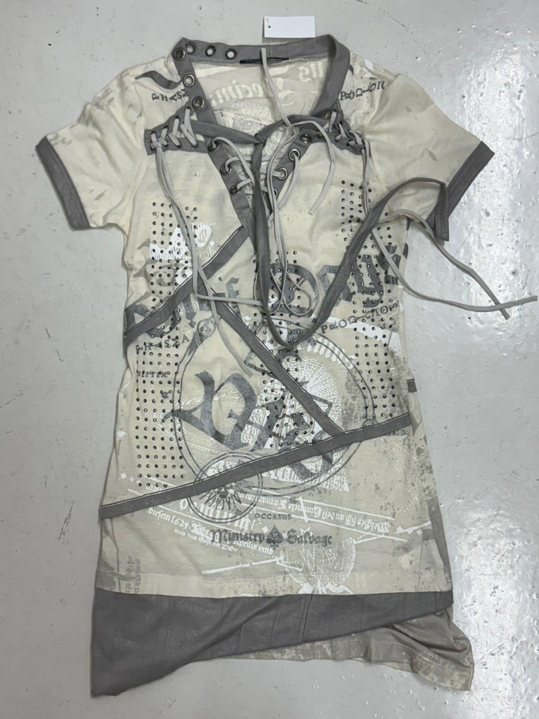 Graphic short-sleeve