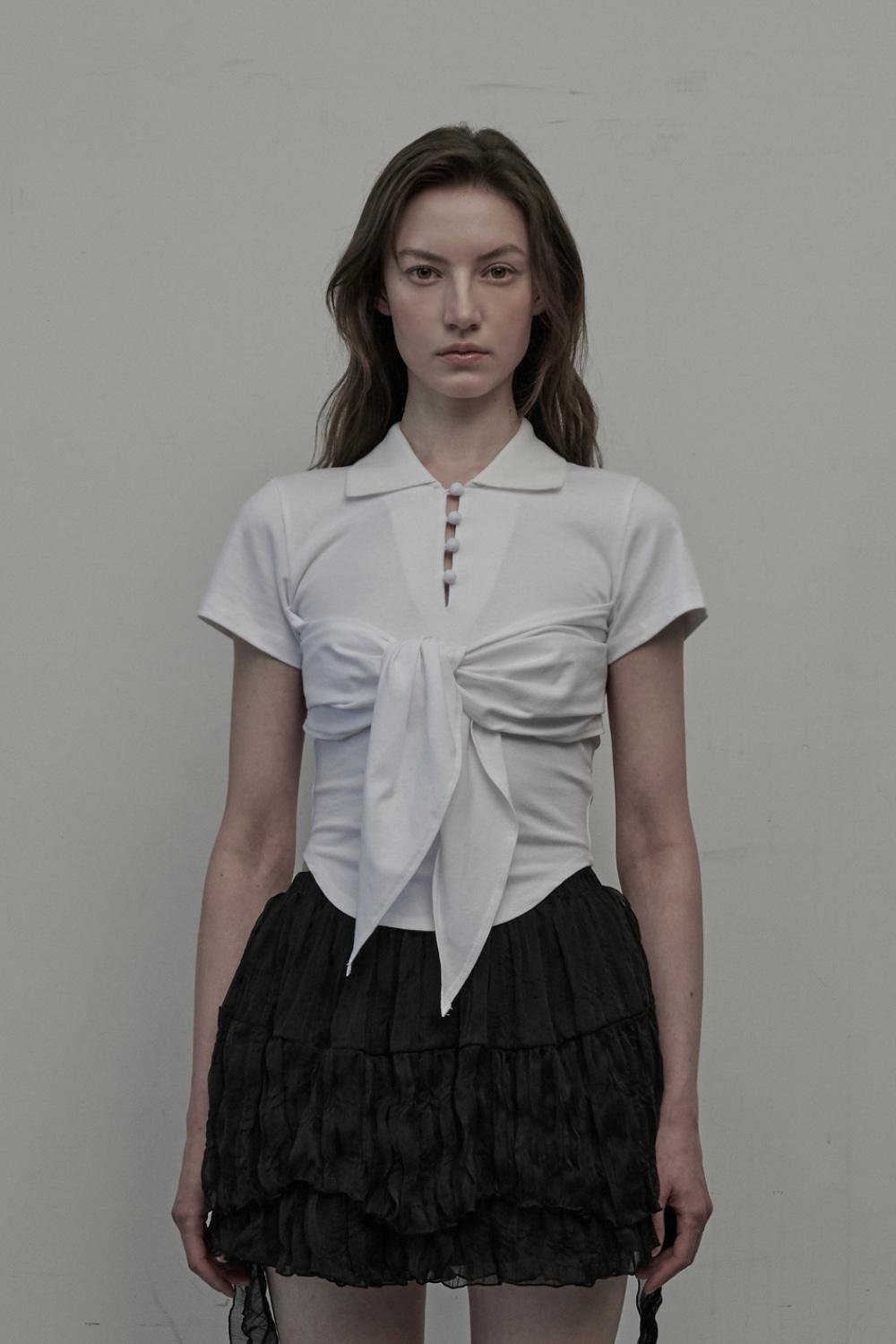 Button Ribbon Collared T-shirt-White