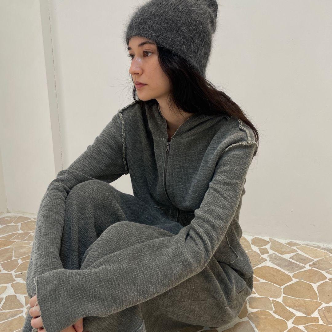 [THEHAUSRYOO] Zip Hoodie in Vintage Knit GR