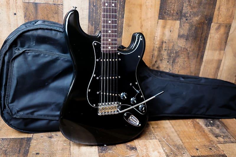 Fender ST-62 ST62-70 AB 62 Reissue Stratocaster 2006-2008 All Black Crafted in Japan CIJ Rare w/ Bag