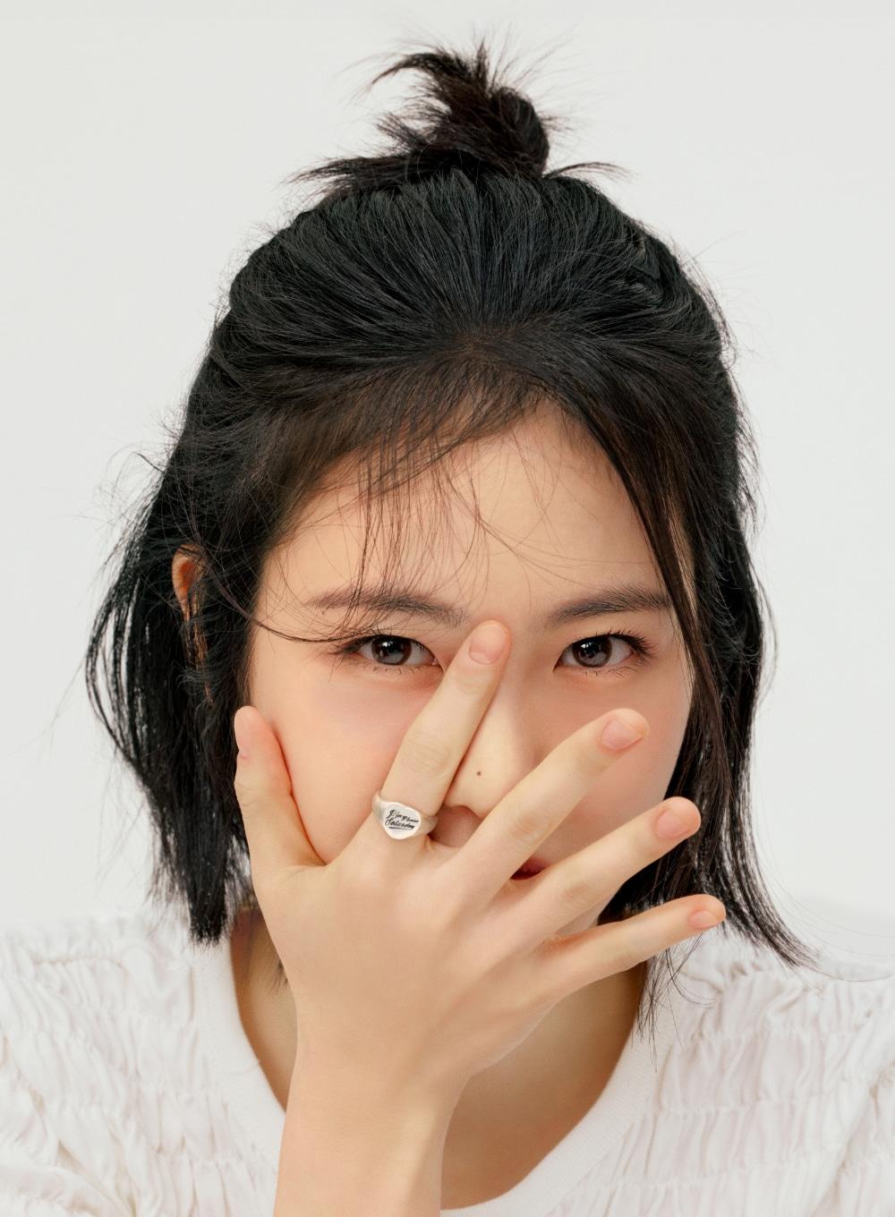 [신예은 Pick] Graphic Heart Signet Ring - Silver