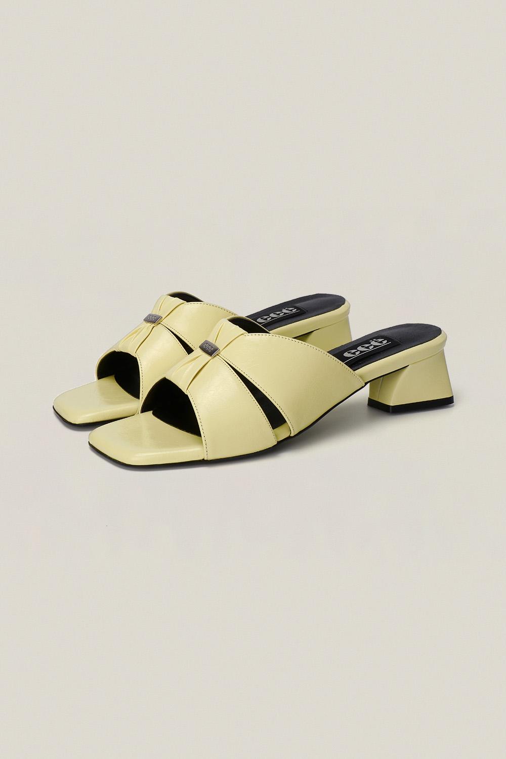 MIKA RIBBON SLIDES