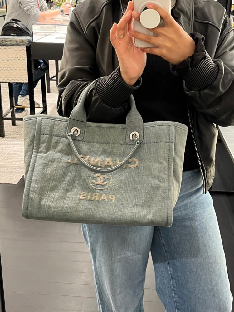 샤넬 23S 스몰 도빌 쇼핑 토트백 데님 AS3257