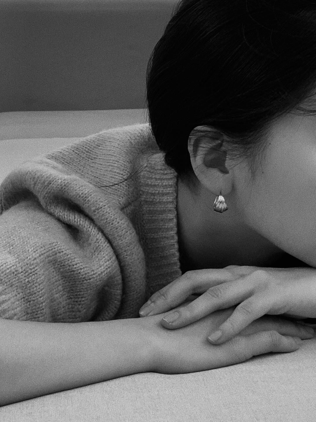 [SILVER925] Shell Hoops / 시드주얼리 쉘 후프 이어링