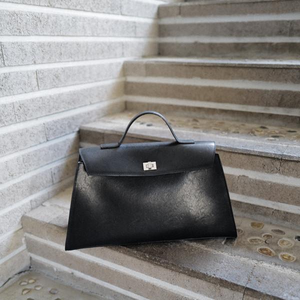 [CiOLO] Poise Tote Bag (프리오더)