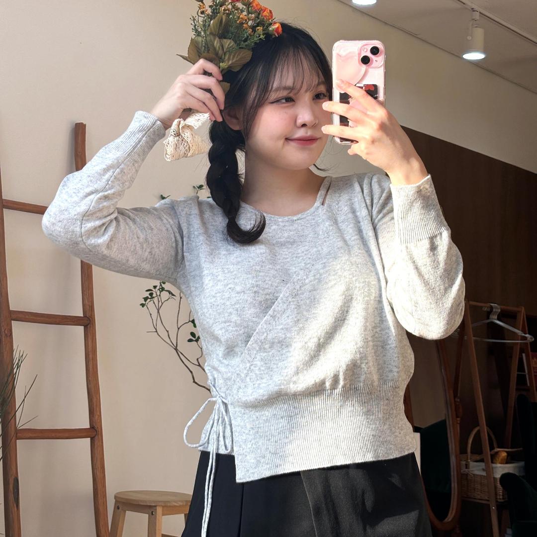 식스앤식스 [상비추천/~66반] 러비 언발 사선 랩 니트