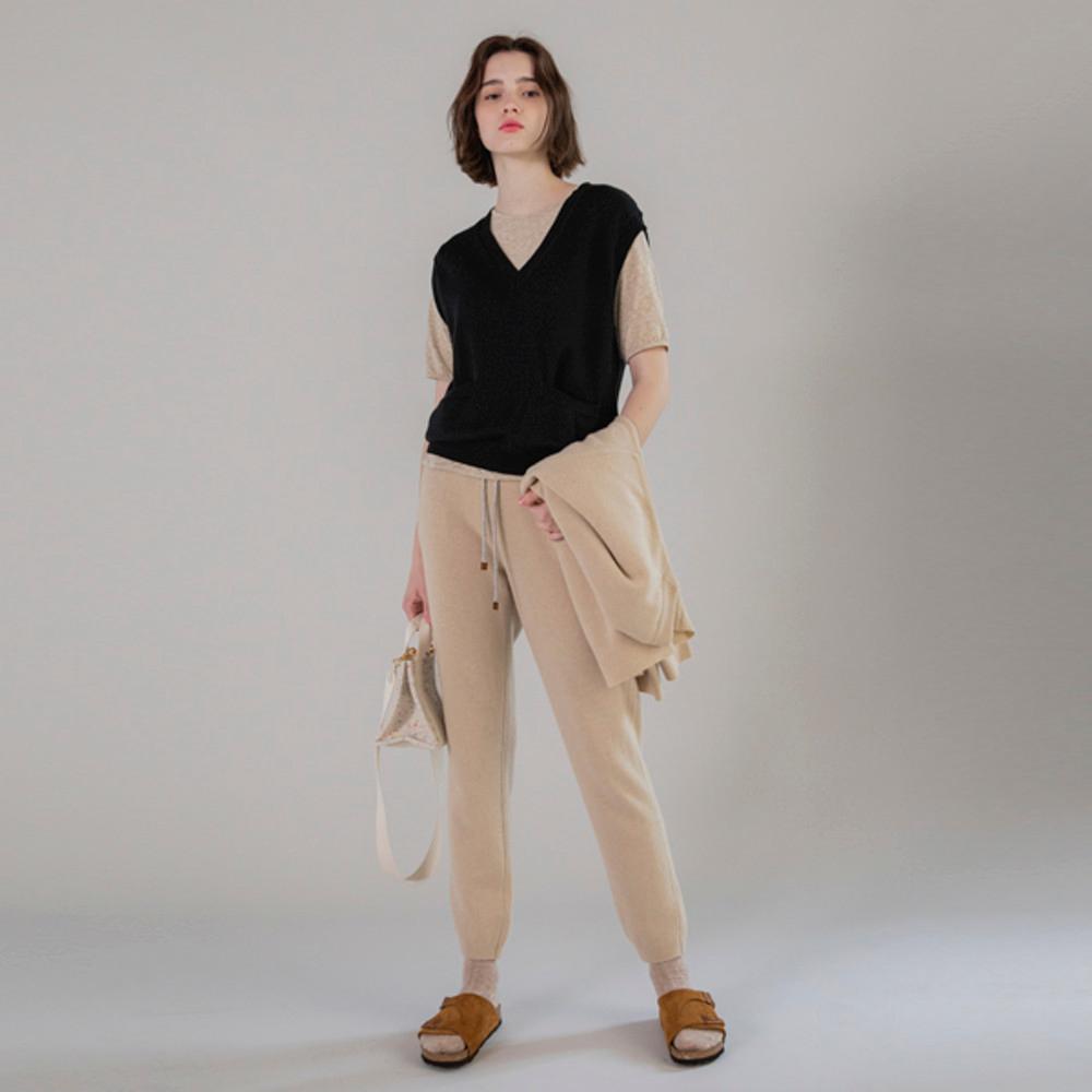 cashmere blend knit pants Beige 캐시미어 블렌드 니트팬츠 베이지