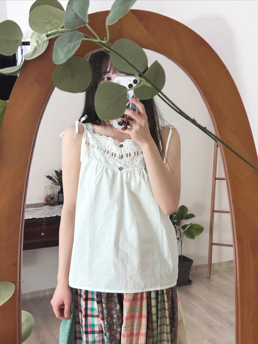 토와 펀칭 단추 나시 블라우스 하구미 스즈코 빈티지 모리룩 모리걸