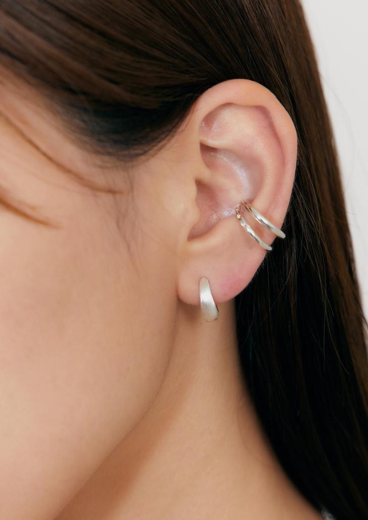 two line earcuff