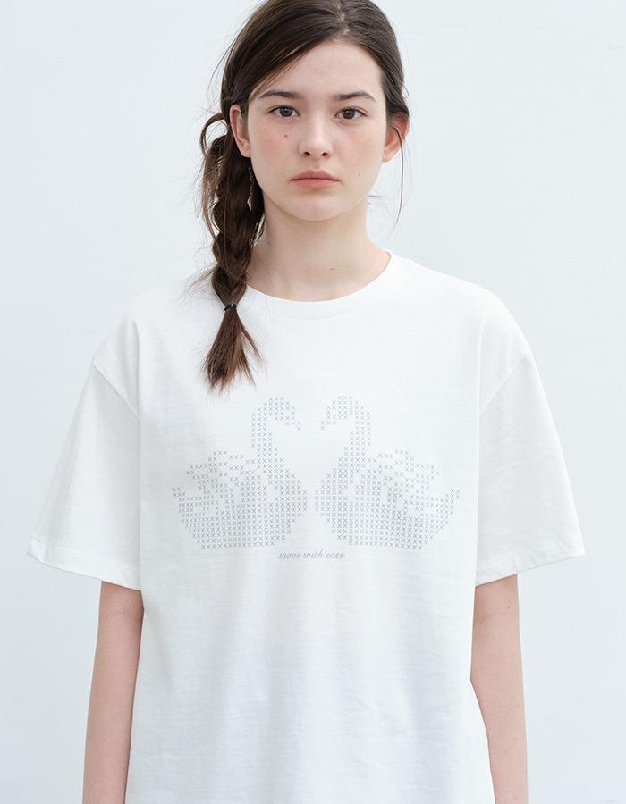 springcrocus) SWAN T-SHIRT-WHITE