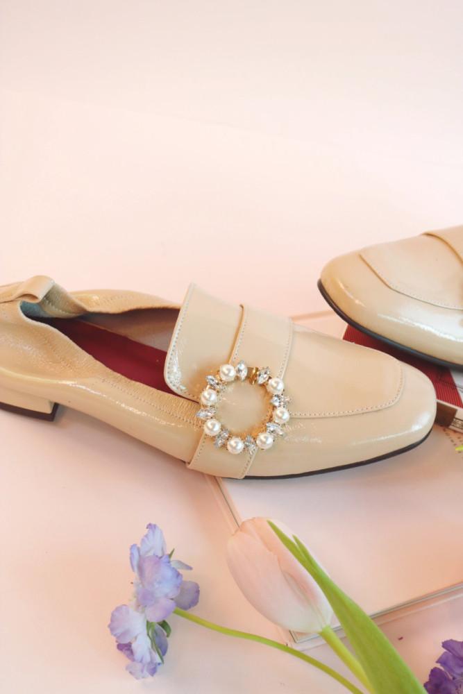 [부티크헤르원] 캐모마일 펄 & 크리스탈 로퍼_Camomile Crystal & Pearl Loafer
