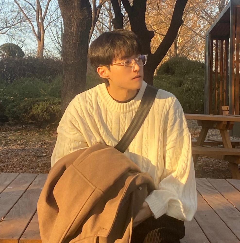 꽈배기라운드니트 오버핏니트 남녀공용이너