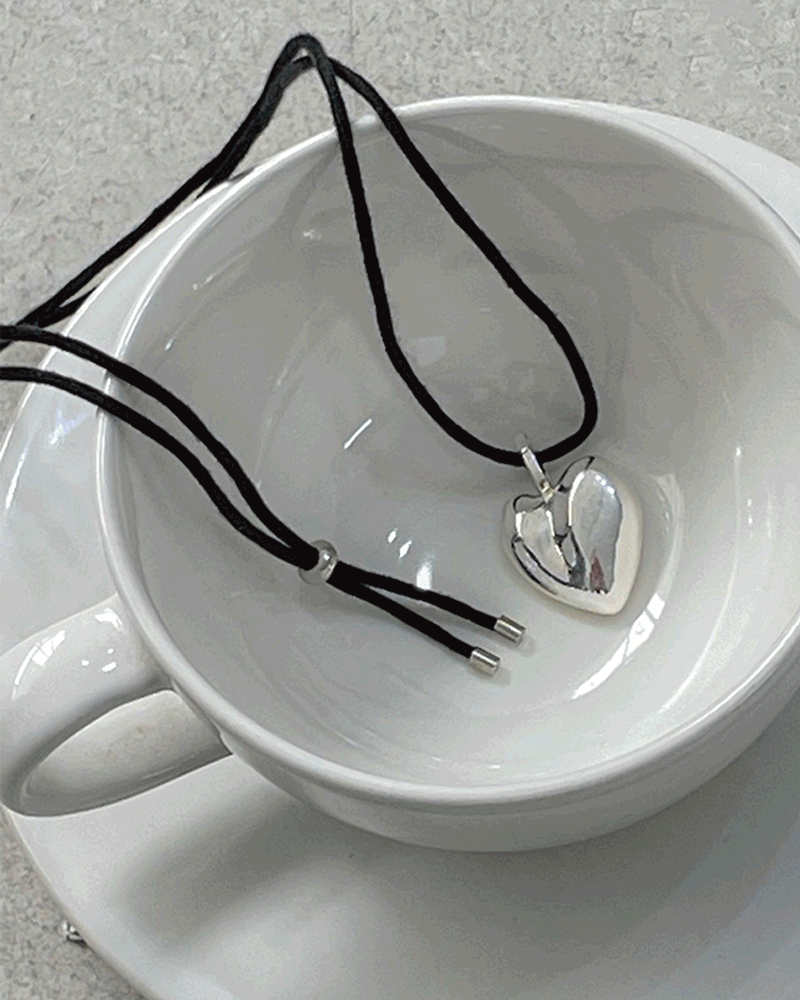 [끈조절] 피치 롱 레이어드 하트목걸이