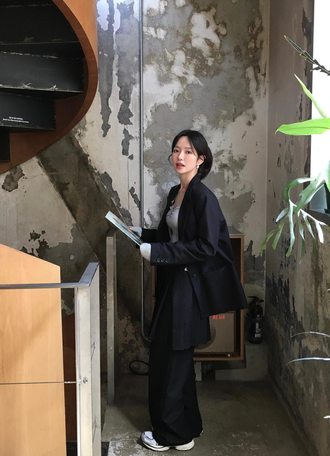 달트 [모델소장/가을하객룩][MADE]브루노 슬랙스(레이어드코디,하객룩,가을슬랙스,데이트룩,출근룩,하객룩팬츠,핀턱슬랙스,세미와이드,밴딩슬랙스,핏보장,브랜드공정)