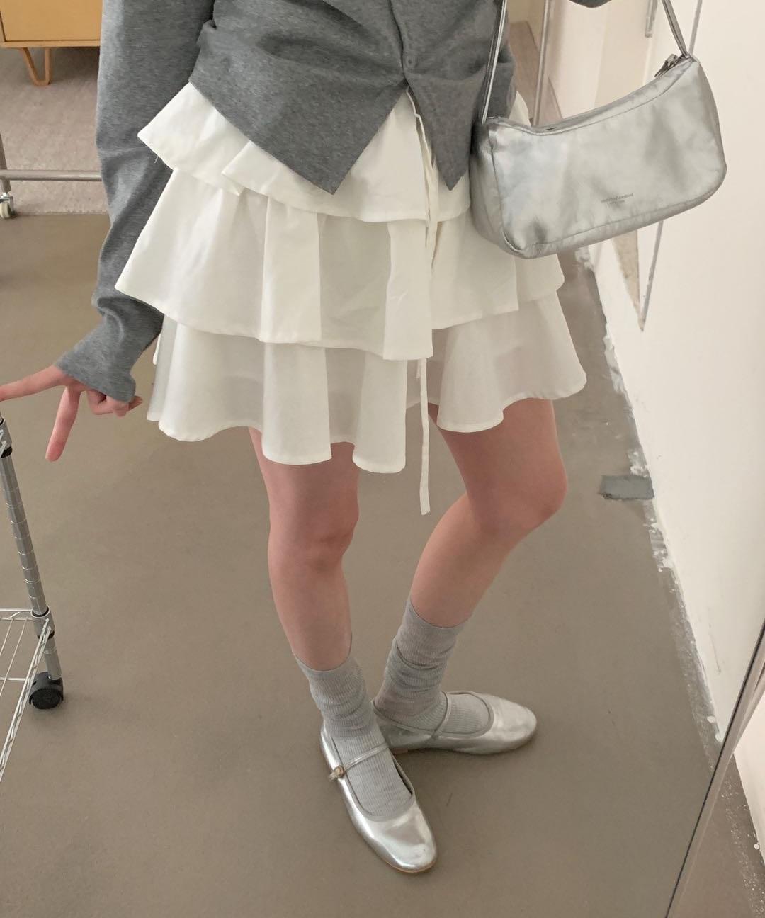 유리스 봄신상🌸코튼 캉캉 플레어 레이어드 밴딩 미니 스커트 치마바지/화이트스커트