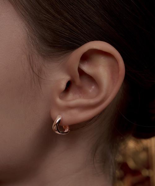 SS006 Asymmetric Wave Huggies