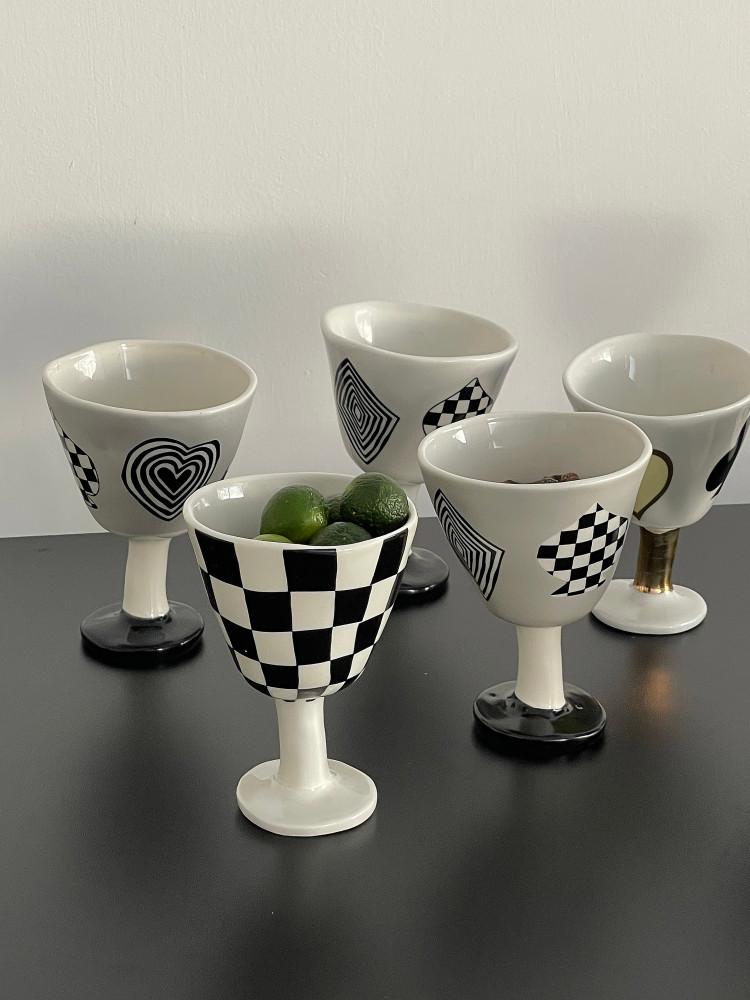 디어빌리지 레트로 세라믹 와인잔 머그 컵 삐뚤빼뚤 핸드메이드 샴페인 잔 홈파티 분위기