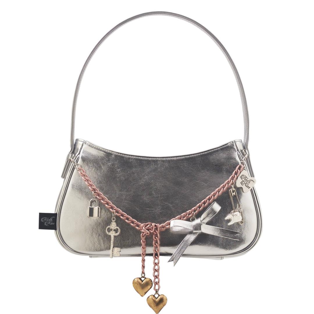 Pure Silver - Pink Hotel Room