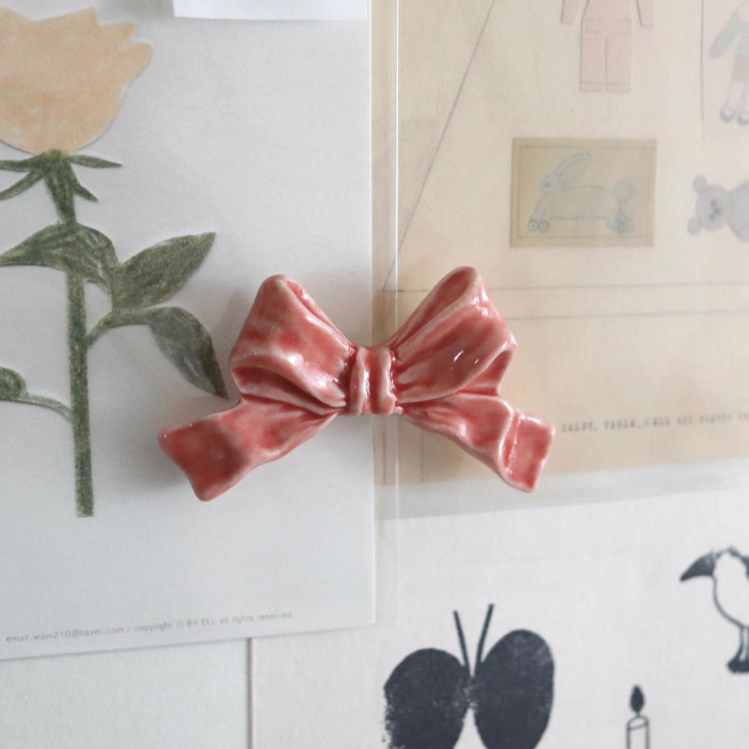 Ribbon Magnet
