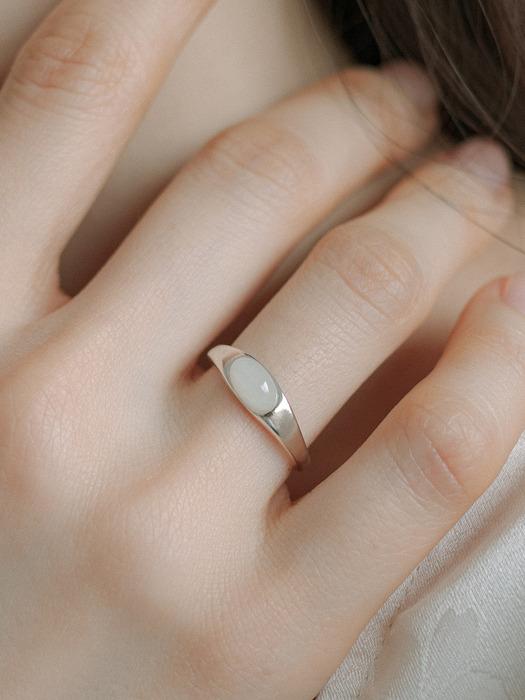 Uovo ring _ white