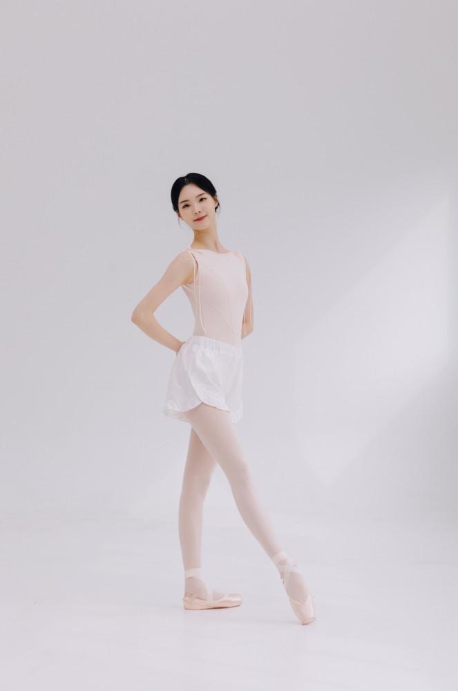 [발레팬츠] Jete shorts (Blanc) 오드온튜튜 성인발레복