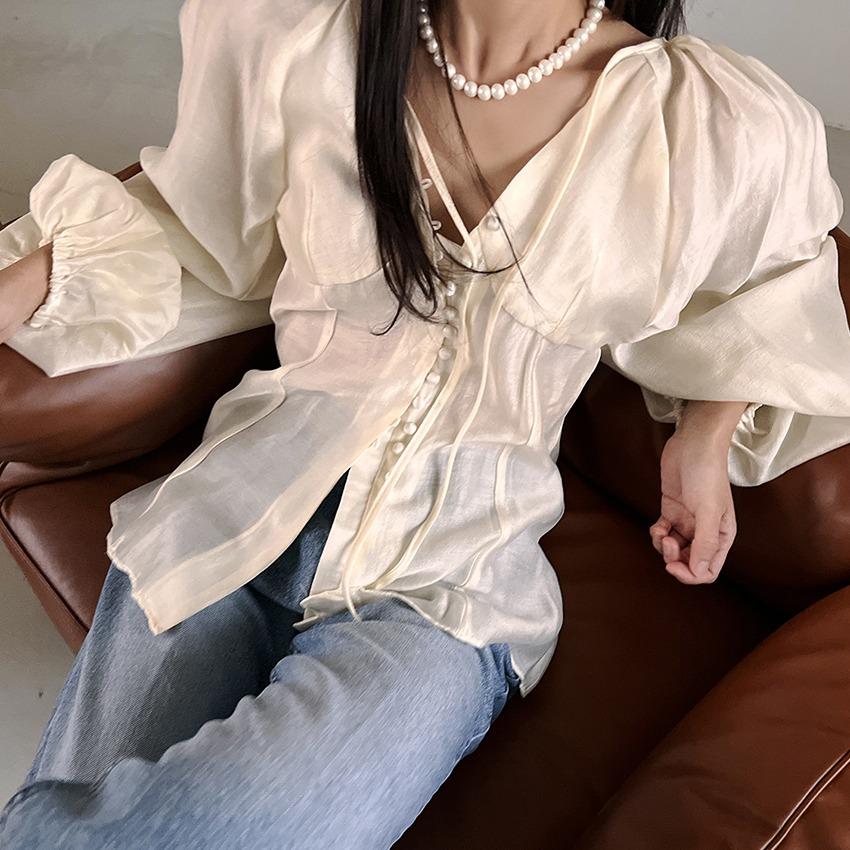 마이클라씨 Juliet Satin Blouse